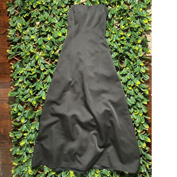 LAUNDRY Formal Strapless Open Back Satin Maxi Gown Size 8 - Picture 1 of 8